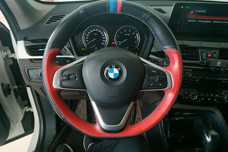 Used BMW X1 New Energy 2020 xDrive30Le Premium Edition Steering Wheel