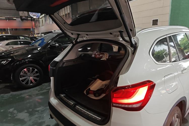 Used BMW X1 New Energy 2020 xDrive30Le Premium Edition Trunk