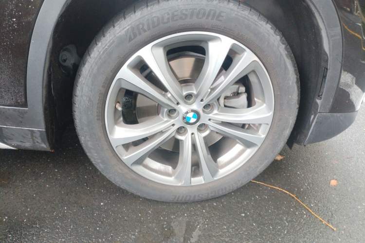 Used BMW X1 New Energy 2021 xDrive30Le Premium Edition Right Front Wheel Hub