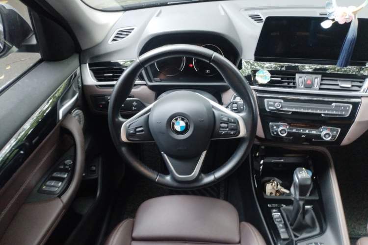 Used BMW X1 New Energy 2021 xDrive30Le Premium Edition Steering Wheel