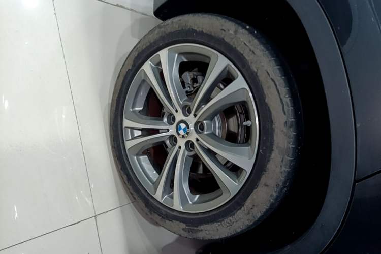 Used BMW X1 New Energy 2021 xDrive30Le Premium Edition Right Rear Wheel Hub