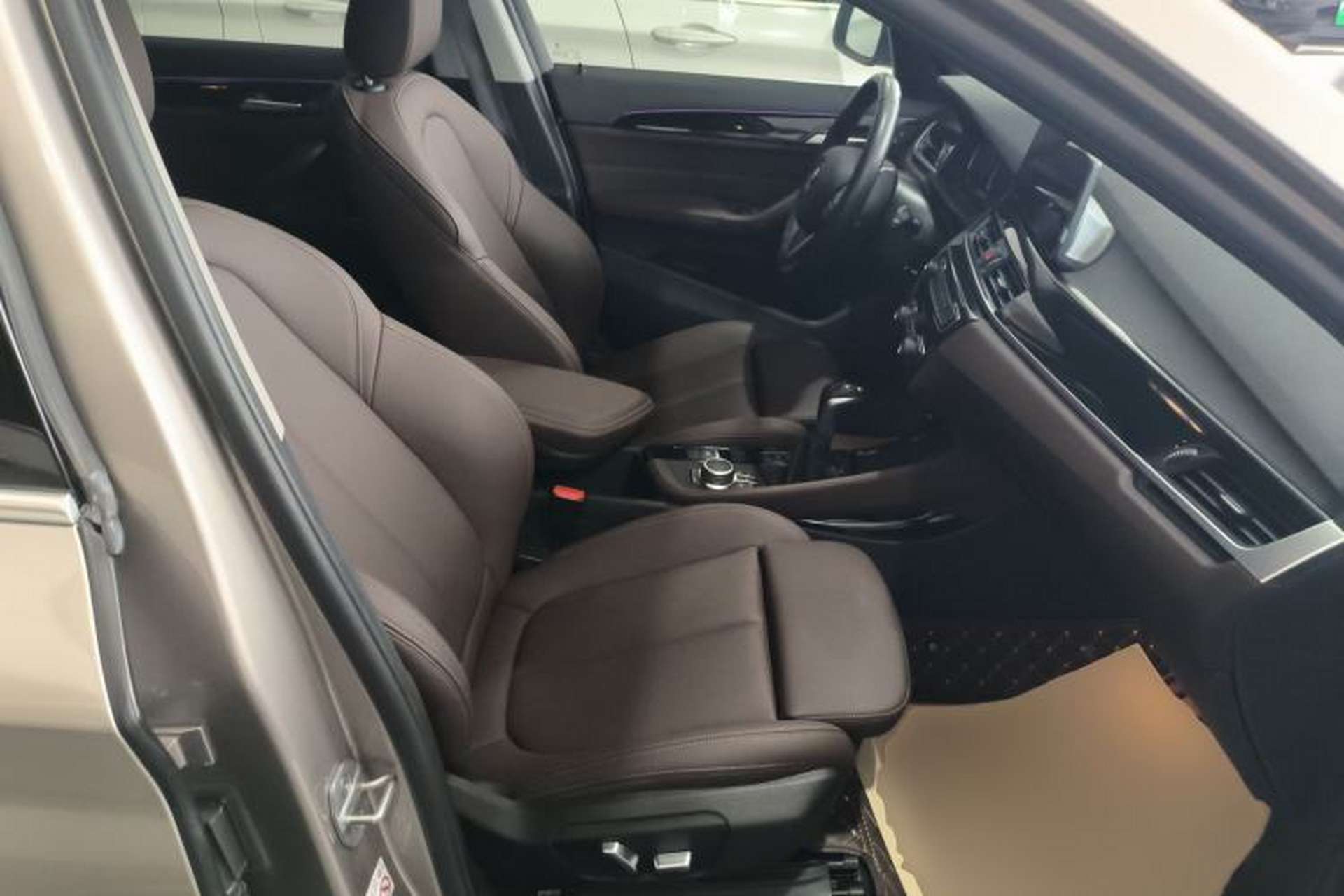 Used BMW X1 New Energy 2021 xDrive30Le Premium Edition Right Front Seat
