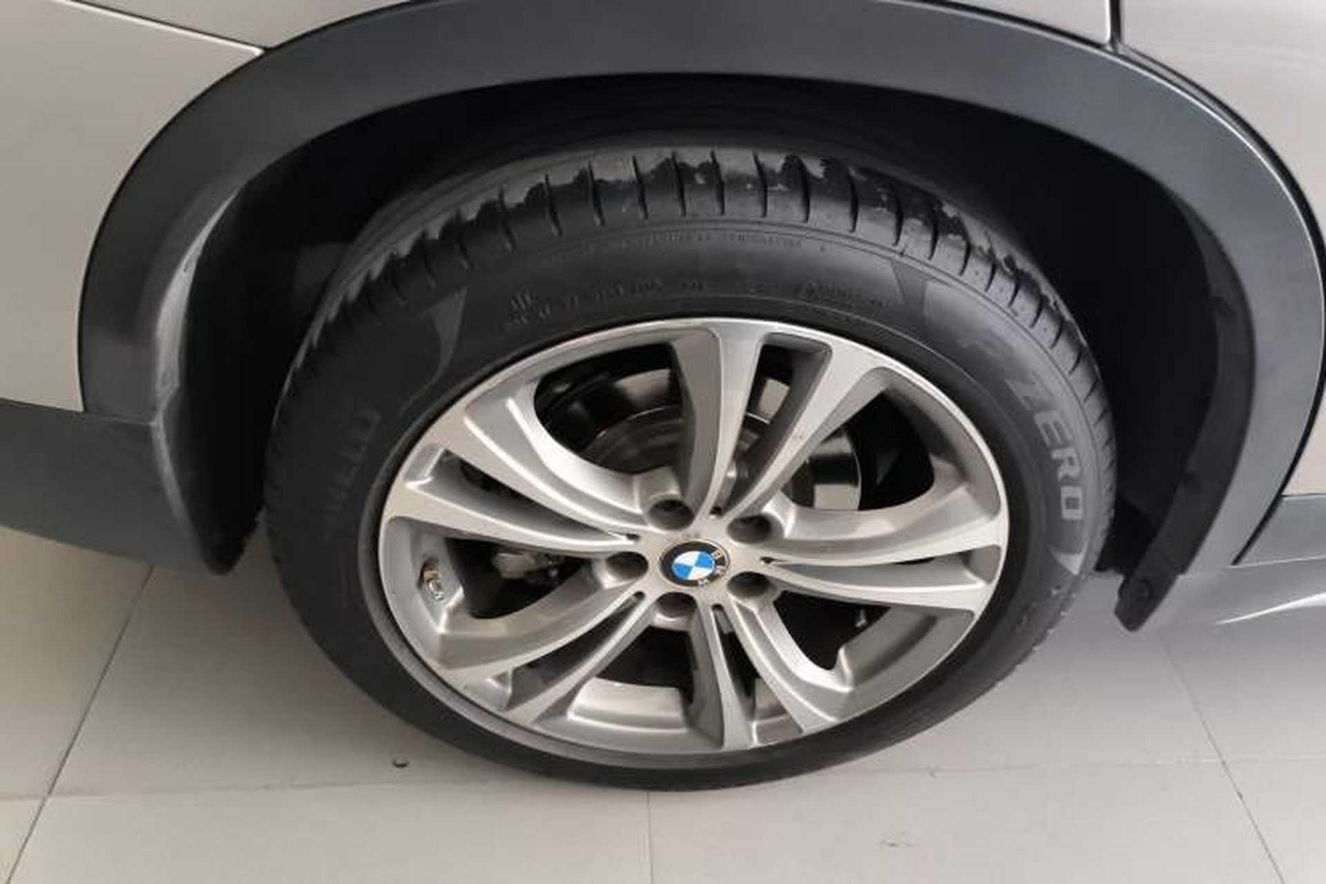 Used BMW X1 New Energy 2021 xDrive30Le Premium Edition Right Rear Wheel Hub