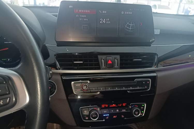 Used BMW X1 New Energy 2021 xDrive30Le Premium Edition Audio And AC Panel