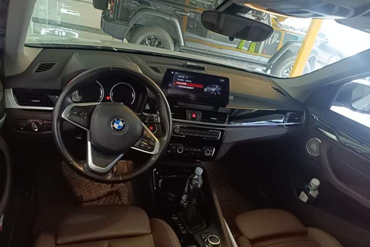 Used BMW X1 New Energy 2021 xDrive30Le Premium Edition Center Console
