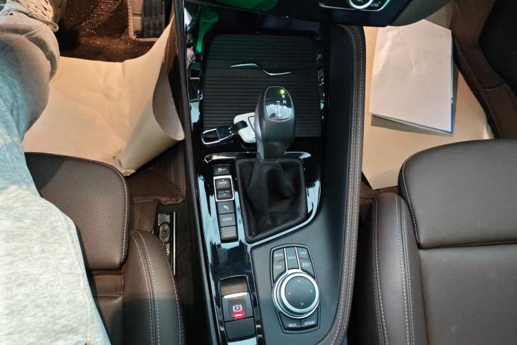 Used BMW X1 New Energy 2021 xDrive30Le Premium Edition Gear Lever