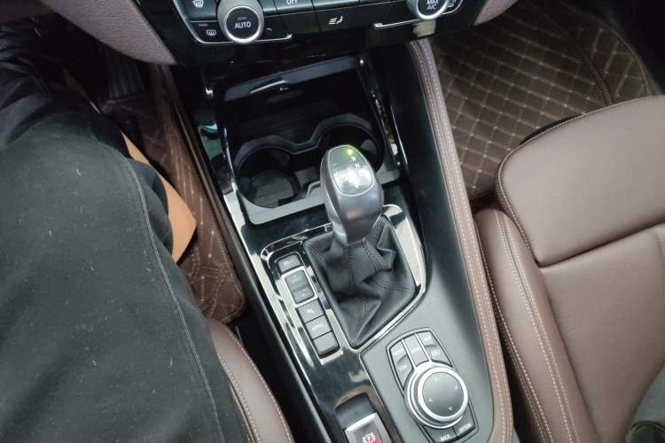 Used BMW X1 New Energy 2021 xDrive30Le Premium Edition Gear Lever