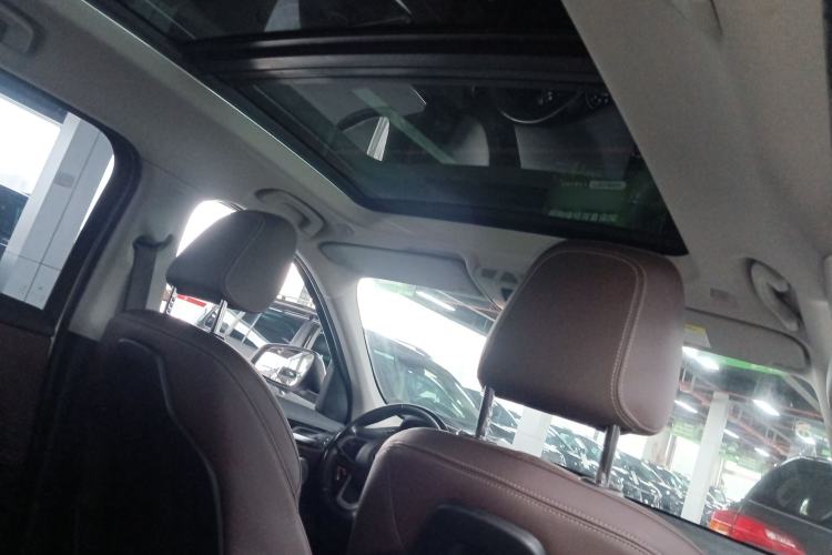 Used BMW X1 New Energy 2021 xDrive30Le Premium Edition Headliner