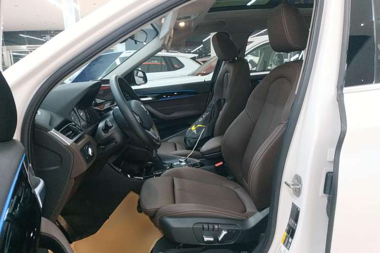 Used BMW X1 New Energy 2021 xDrive30Le Premium Edition Left Front Seat