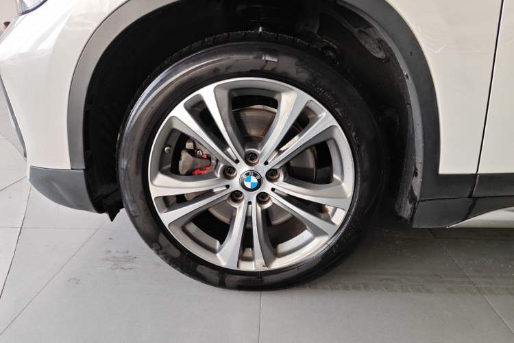 Used BMW X1 New Energy 2021 xDrive30Le Premium Edition Left Front Wheel Hub
