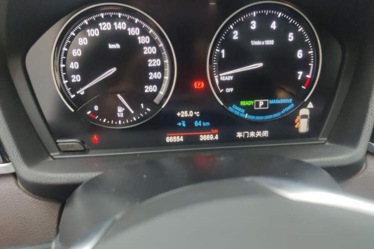 Used BMW X1 New Energy 2021 xDrive30Le Premium Edition Odometer Close Up