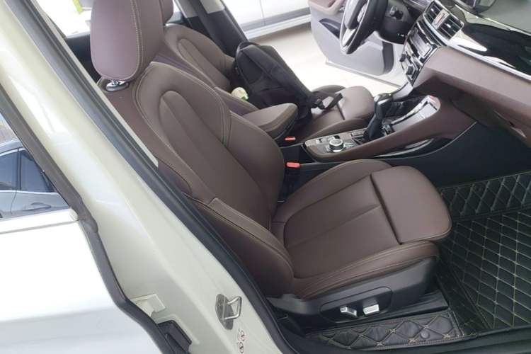Used BMW X1 New Energy 2021 xDrive30Le Premium Edition Right Front Seat