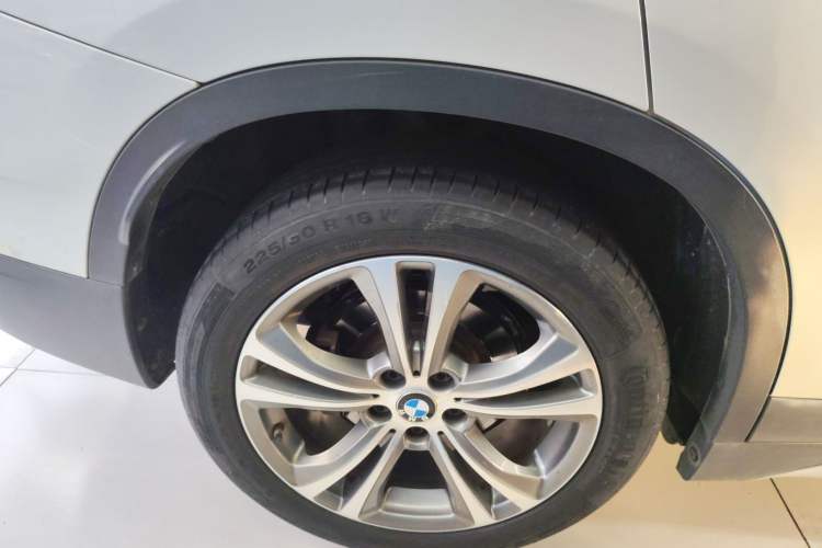 Used BMW X1 New Energy 2021 xDrive30Le Premium Edition Right Rear Wheel Hub