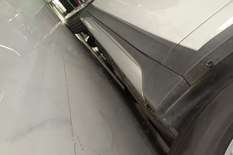 Used BMW X1 New Energy 2021 xDrive30Le Premium Edition Right Side Sill