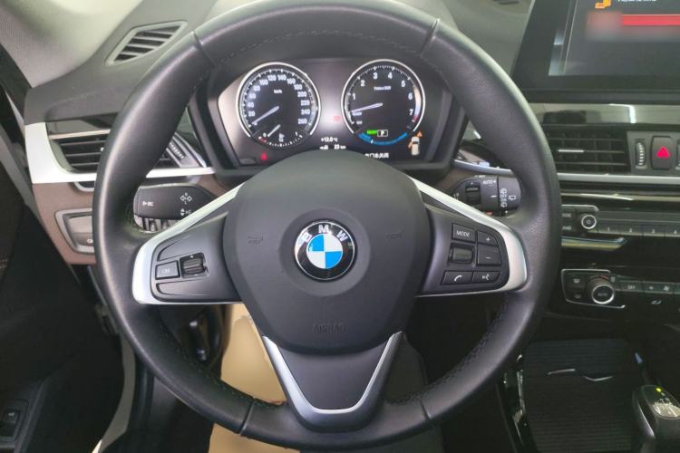 Used BMW X1 New Energy 2021 xDrive30Le Premium Edition Steering Wheel
