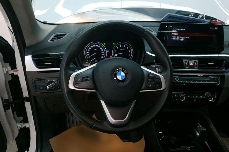 Used BMW X1 New Energy 2021 xDrive30Le Premium Edition Steering Wheel