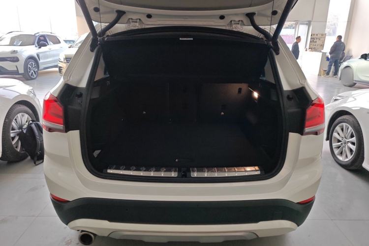 Used BMW X1 New Energy 2021 xDrive30Le Premium Edition Trunk