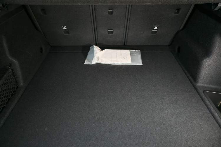 Used BMW X2 2024 sDrive25i M Sport Package Interior 5