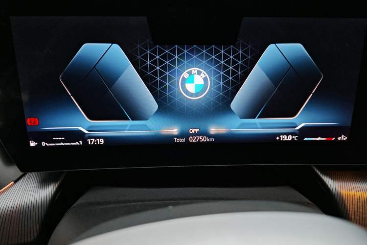 Used BMW X2 2024 sDrive25i M Sport Package Odometer Close Up