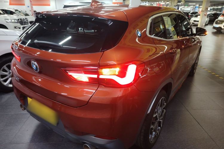 Used BMW X2 2020 sDrive25i Luxury M Sport Package Rear Right 45 Deg