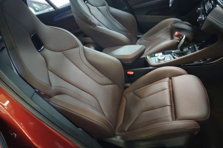 Used BMW X2 2020 sDrive25i Luxury M Sport Package Right Front Seat