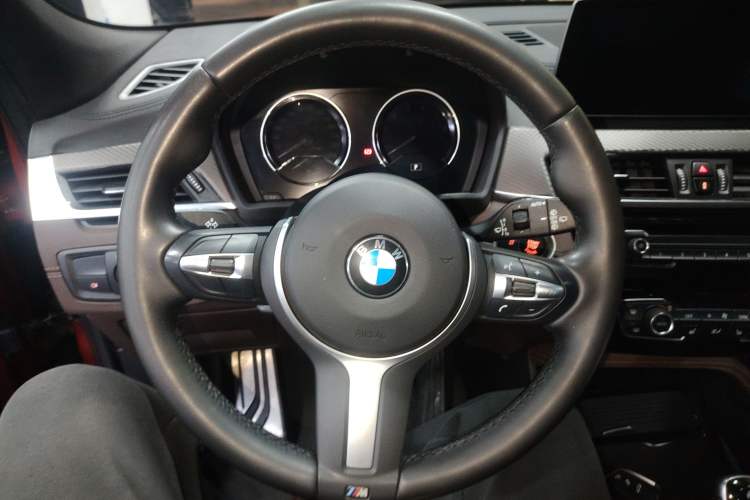 Used BMW X2 2020 sDrive25i Luxury M Sport Package Steering Wheel