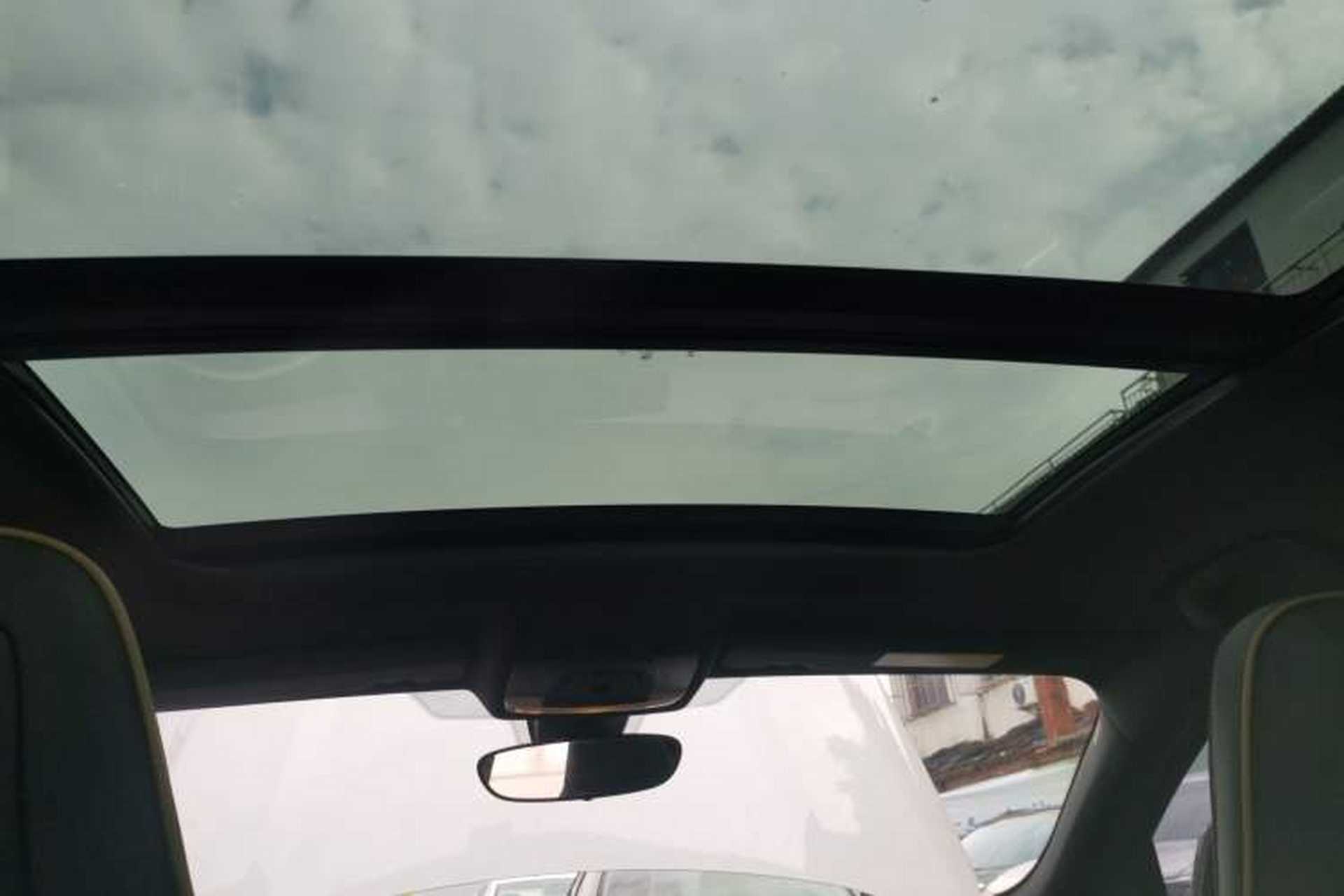 Used BMW X2 2023 xDrive 25i Shining Edition Headliner