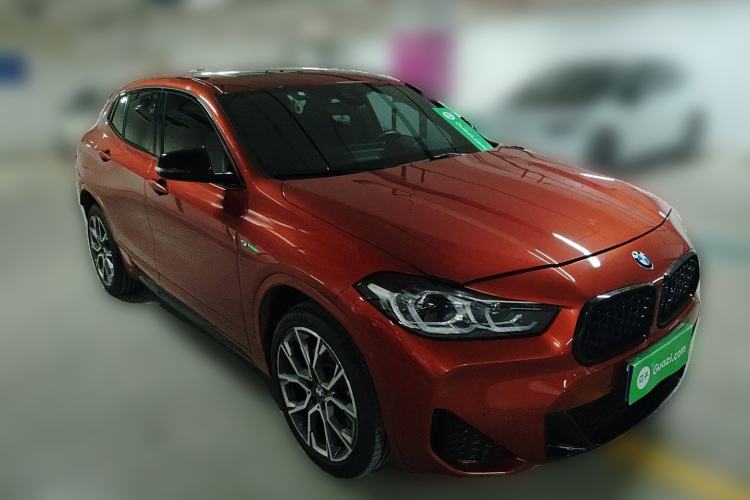 Used BMW X2 2021 Updated xDrive25i Midnight Edition Front Right 45 Deg