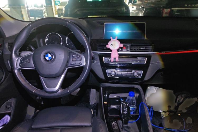 Used BMW X2 2018 sDrive25i Leading Model M Sport Package China V Center Console
