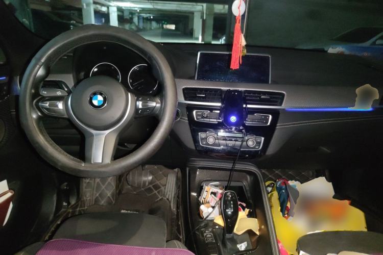 Used BMW X2 2018 sDrive25i Luxury Model with M Off-Road Package China V Emission Standard Center Console