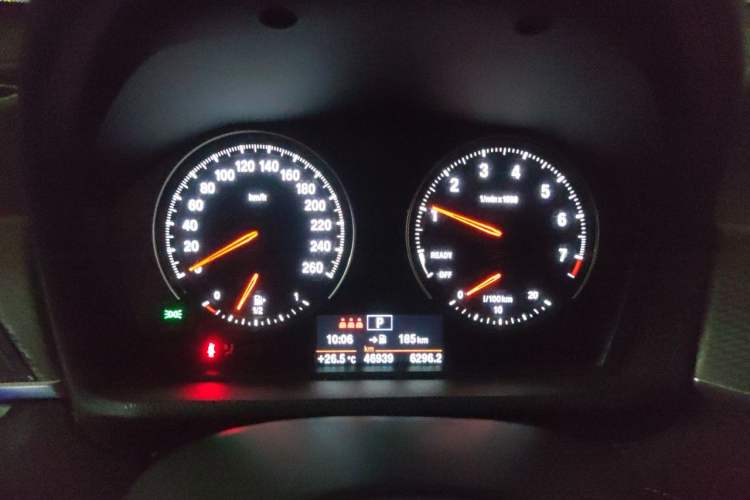 Used BMW X2 2018 sDrive25i Luxury Model with M Off-Road Package China V Emission Standard Instrument Cluster