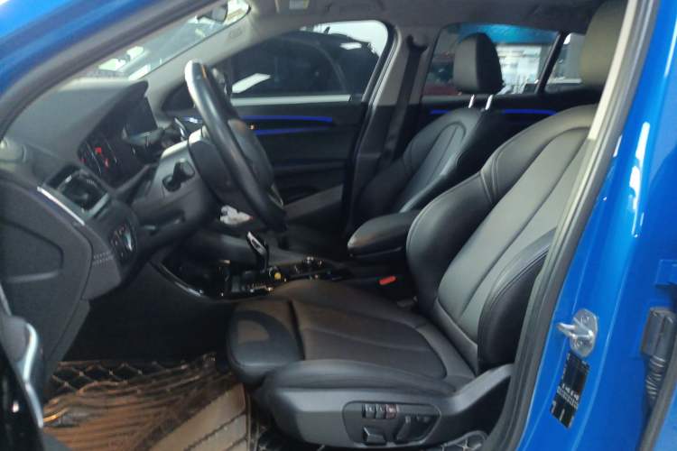 Used BMW X2 2018 sDrive25i Leading Model M Sport Package China V Left Front Seat