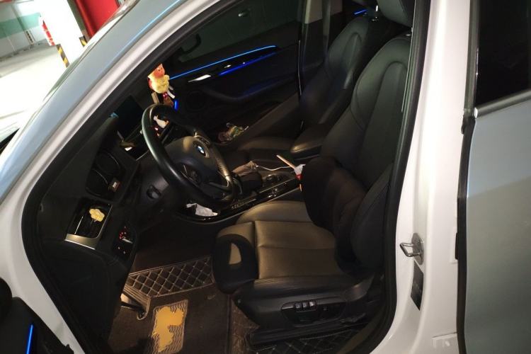 Used BMW X2 2018 sDrive25i Leading Model M Sport Package China V Left Front Seat