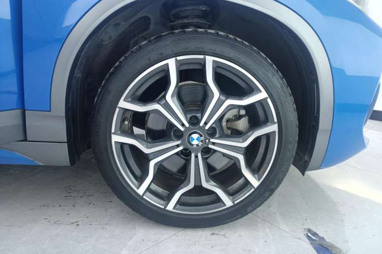 Used BMW X2 2018 sDrive25i Luxury Model with M Off-Road Package China V Emission Standard Left Front Wheel Hub
