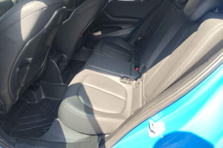 Used BMW X2 2018 sDrive20i M Sport Package China V Emission Standard Left Rear Seat
