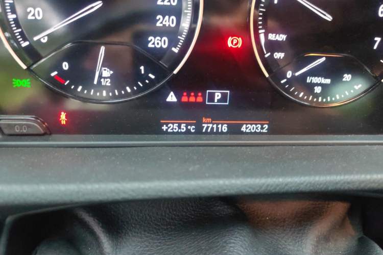Used BMW X2 2018 sDrive20i M Sport Package China V Emission Standard Odometer Close Up