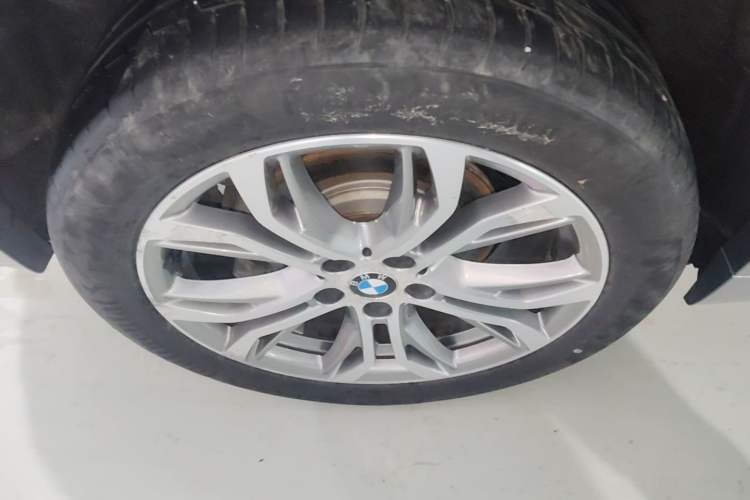 Used BMW X2 2018 sDrive25i Leading Model M Sport Package China V Right Rear Wheel Hub