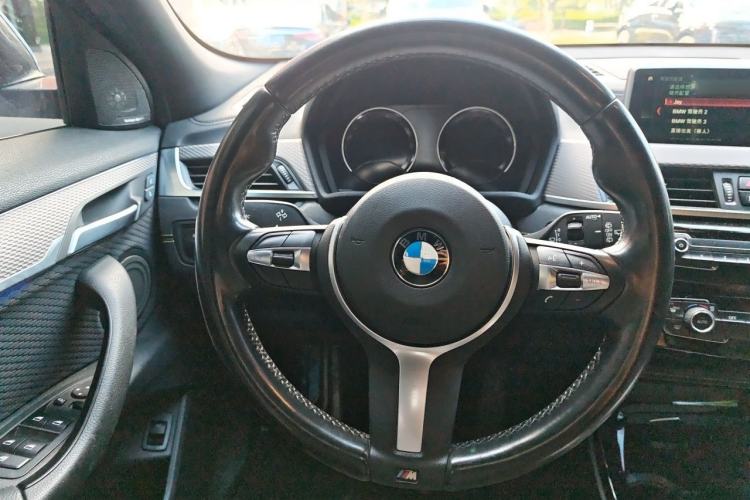 Used BMW X2 2018 sDrive25i Luxury M Sport Package China V Emission Standard Steering Wheel