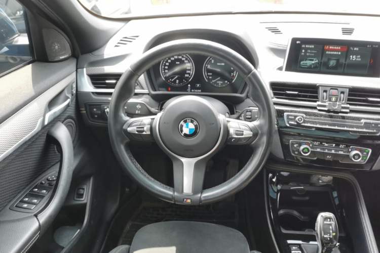Used BMW X2 2018 sDrive25i Luxury M Sport Package China V Emission Standard Steering Wheel