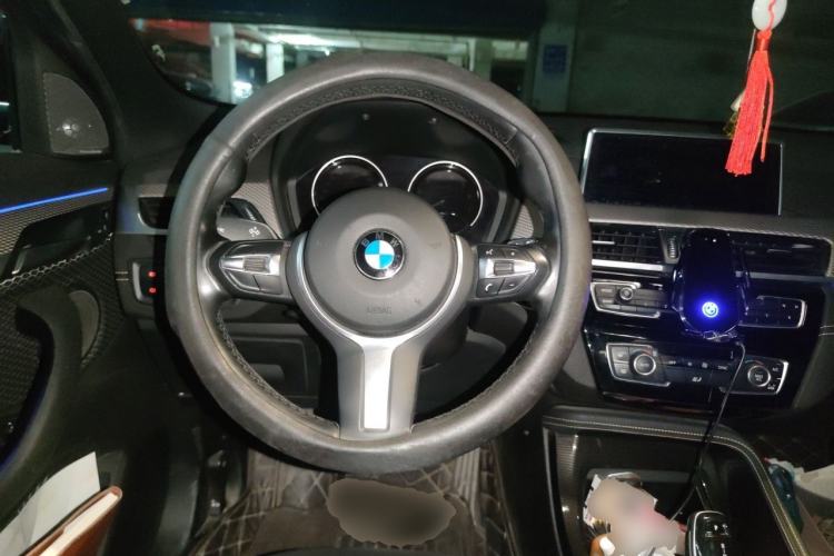 Used BMW X2 2018 sDrive25i Luxury Model with M Off-Road Package China V Emission Standard Steering Wheel