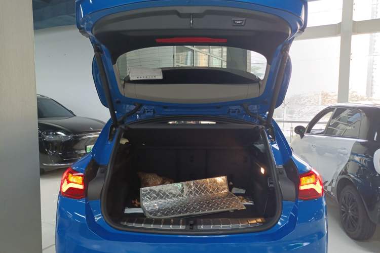Used BMW X2 2018 sDrive25i Leading Model M Sport Package China V Trunk