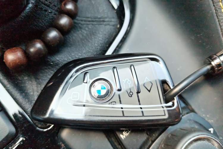 Used BMW X2 2018 sDrive25i Luxury M Sport Package China V Emission Standard Vehicle Key