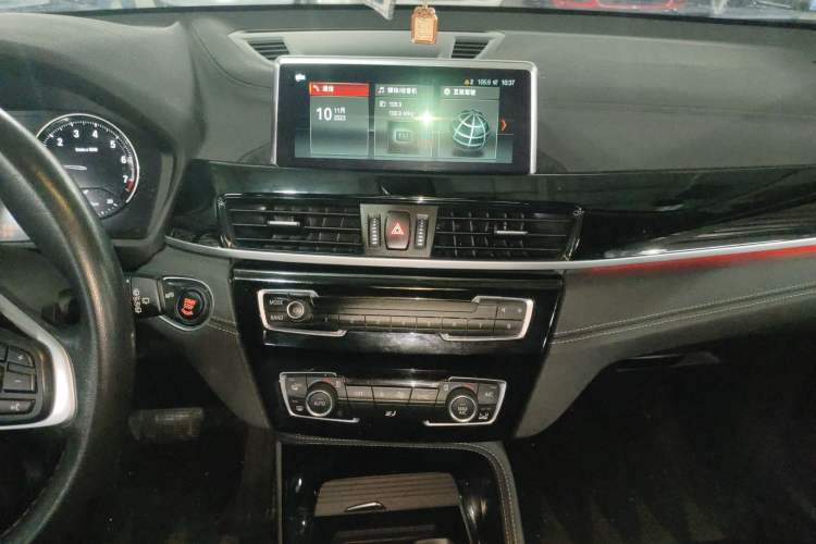 Used BMW X2 2018 sDrive25i Leading Model M Sport Package China V Audio And AC Panel