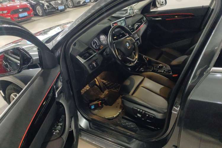 Used BMW X2 2018 sDrive25i Leading Model M Sport Package China V Driver Seat