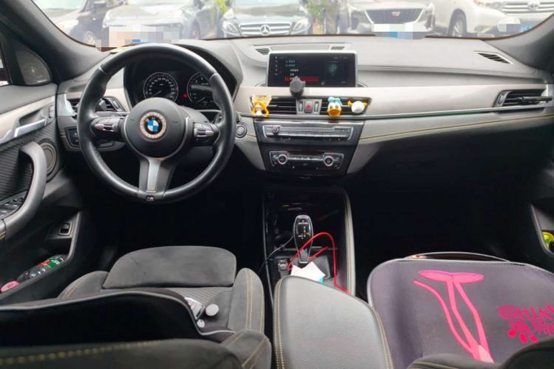 Used BMW X2 2018 sDrive25i Luxury Model with M Off-Road Package China V Emission Standard Center Console