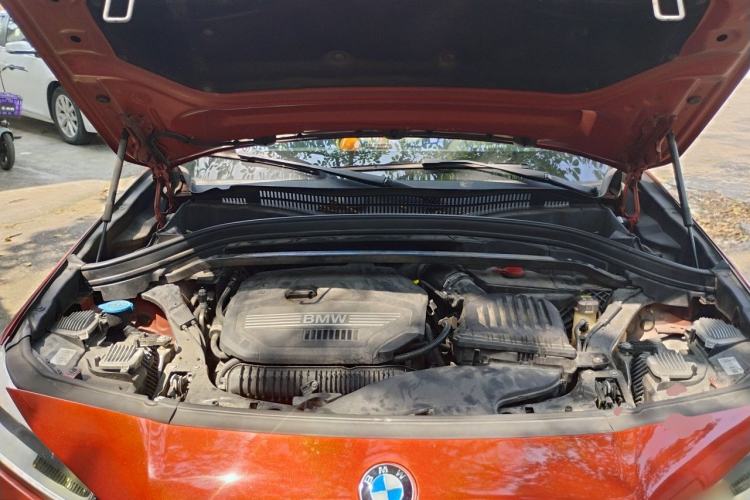 Used BMW X2 2018 sDrive25i Luxury M Sport Package China V Emission Standard Engine Bay