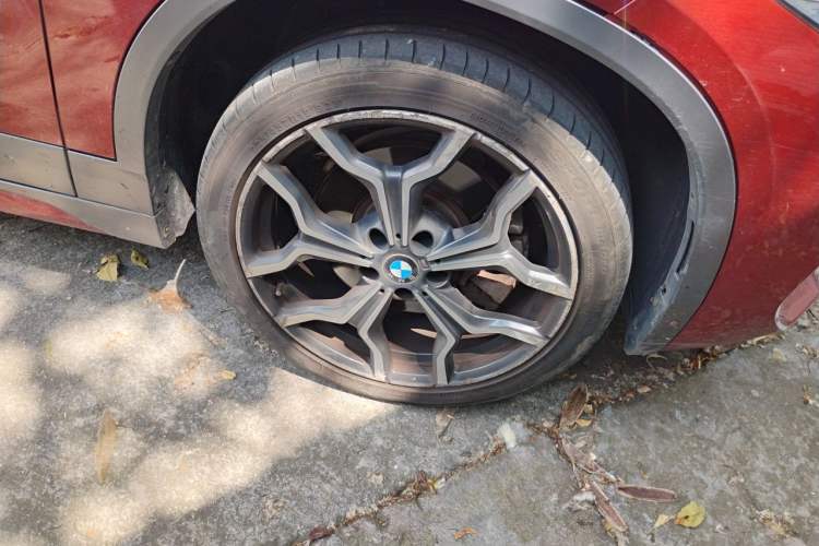 Used BMW X2 2018 sDrive25i Luxury M Sport Package China V Emission Standard Right Front Wheel Hub