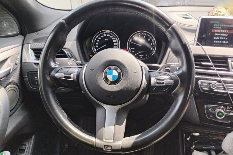 Used BMW X2 2018 sDrive25i Luxury M Sport Package China V Emission Standard Steering Wheel