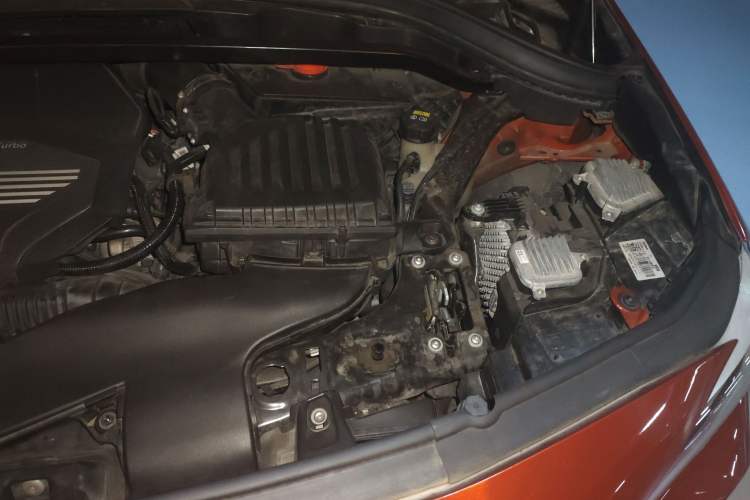 Used BMW X2 2018 sDrive25i Leading Model M Sport Package China V Engine Bay Left
