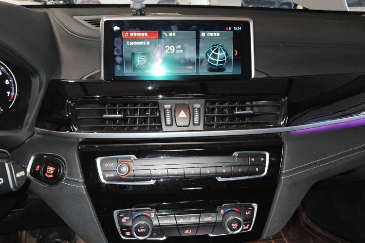 Used BMW X2 2018 sDrive25i Leading Model M Sport Package China V Audio And AC Panel